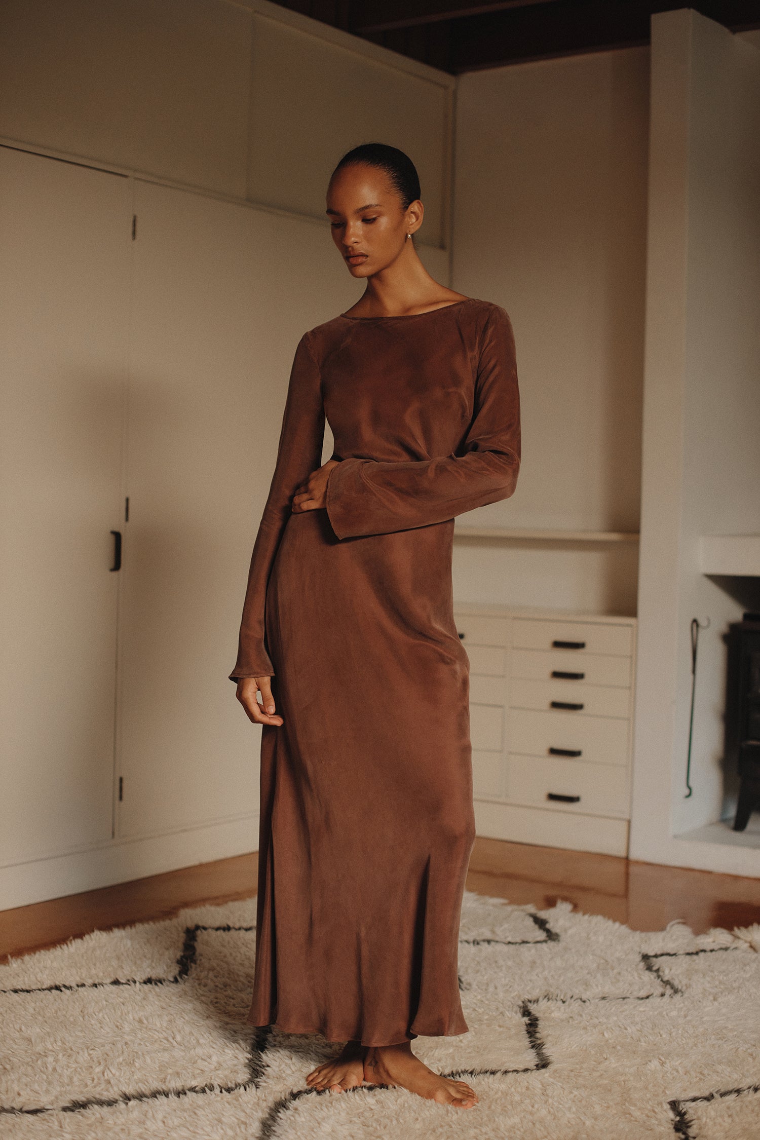 Marcella Maxi Dress Mocha – OWNLEY ONLINE